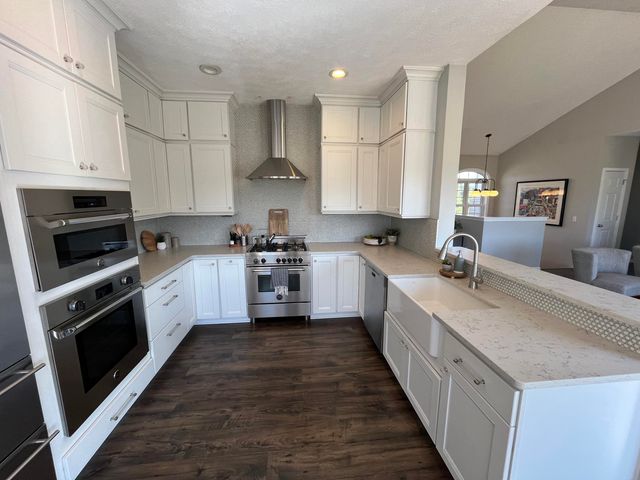 8866 Cascade Road SE, Ada, MI 49301