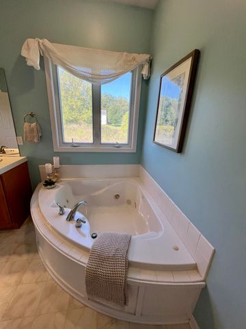 8866 Cascade Road SE, Ada, MI 49301