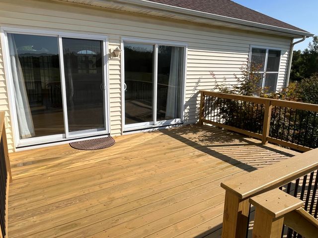 8866 Cascade Road SE, Ada, MI 49301