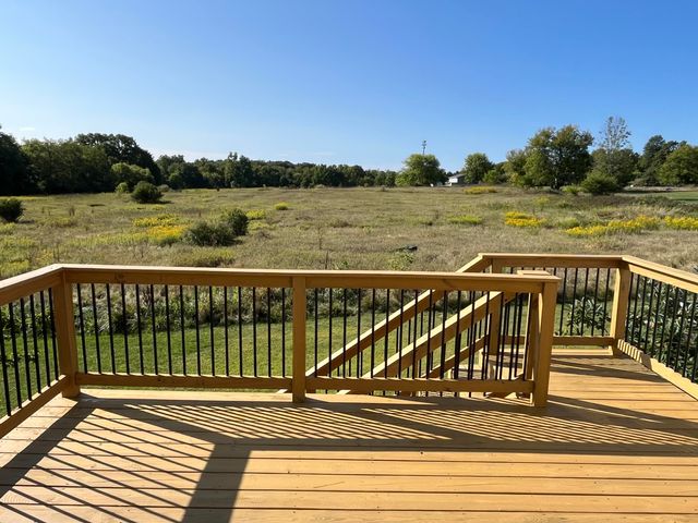 8866 Cascade Road SE, Ada, MI 49301