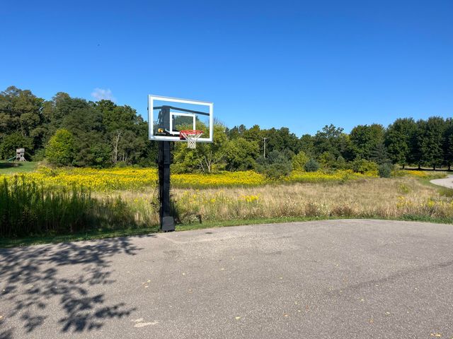 8866 Cascade Road SE, Ada, MI 49301