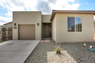 7302 Vista Serena, Santa Fe, NM 87507