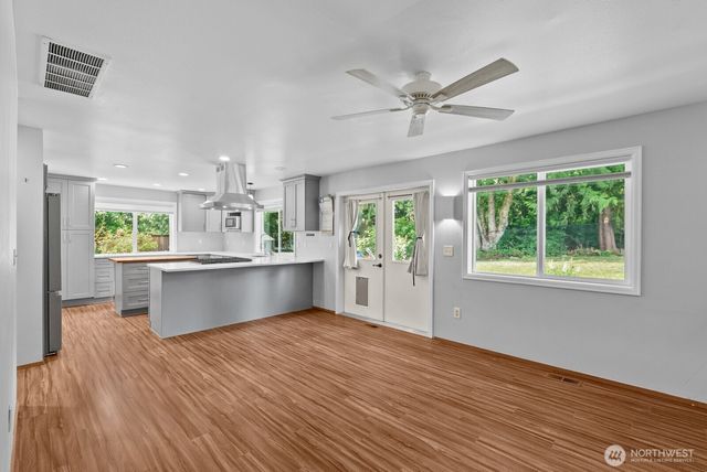 131 146th Street SW, Lynnwood, WA 98087