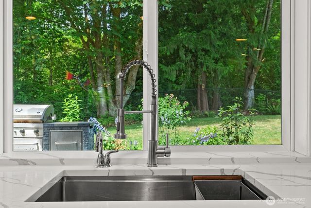 131 146th Street SW, Lynnwood, WA 98087