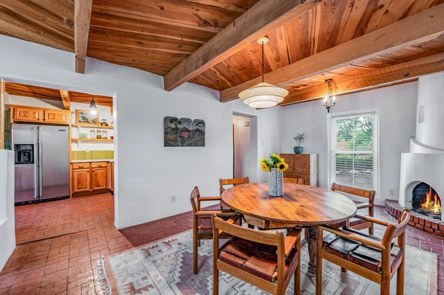 123 Ashley Lane NW, Corrales, NM 87048
