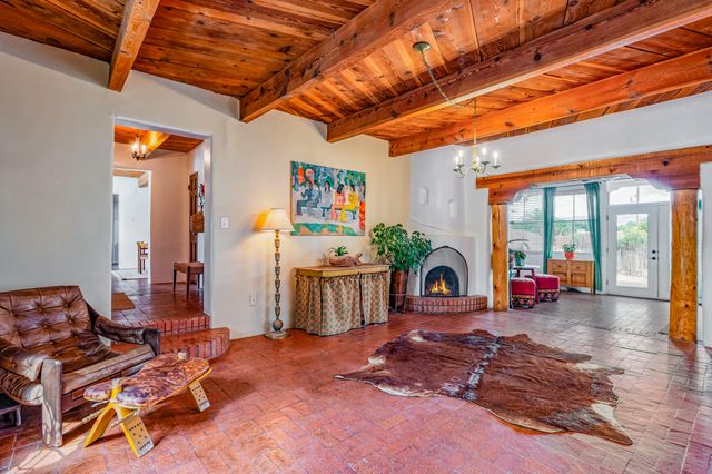 123 Ashley Lane NW, Corrales, NM 87048