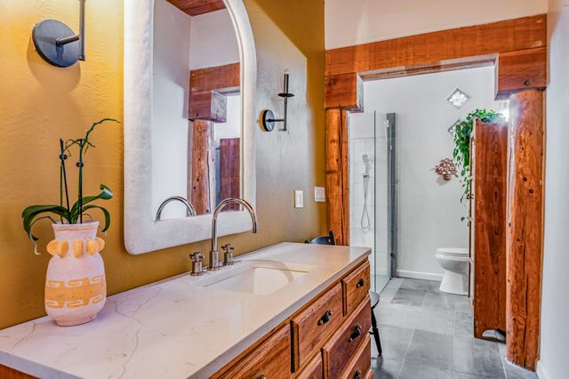 123 Ashley Lane NW, Corrales, NM 87048