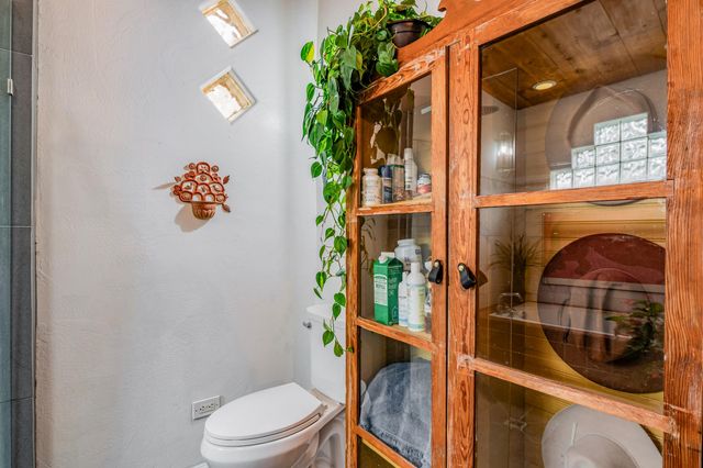 123 Ashley Lane NW, Corrales, NM 87048