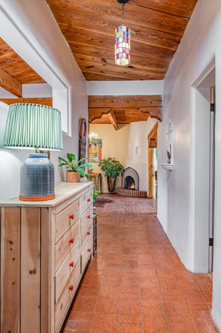123 Ashley Lane NW, Corrales, NM 87048