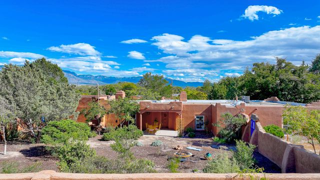 123 Ashley Lane NW, Corrales, NM 87048