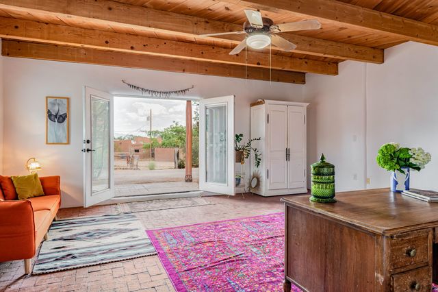 123 Ashley Lane NW, Corrales, NM 87048