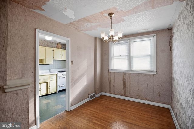 5253 GLENLOCH ST, Philadelphia, PA 19124