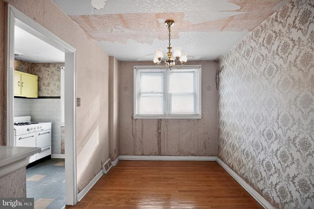 5253 GLENLOCH ST, Philadelphia, PA 19124