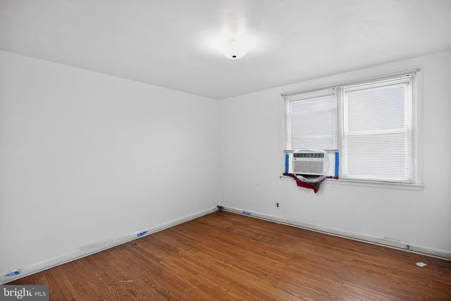 5253 GLENLOCH ST, Philadelphia, PA 19124