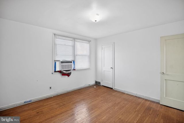 5253 GLENLOCH ST, Philadelphia, PA 19124