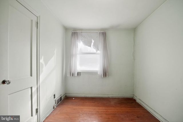 5253 GLENLOCH ST, Philadelphia, PA 19124