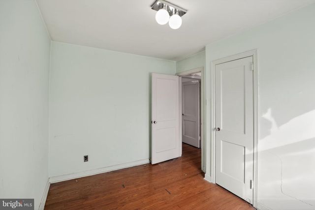 5253 GLENLOCH ST, Philadelphia, PA 19124