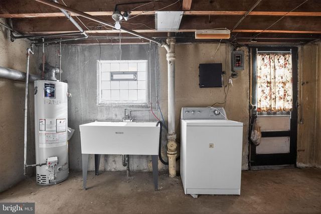 5253 GLENLOCH ST, Philadelphia, PA 19124