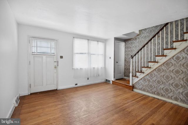 5253 GLENLOCH ST, Philadelphia, PA 19124