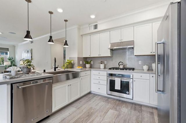 115 Agustin Narvaez Street 7, San Jose, CA 95136
