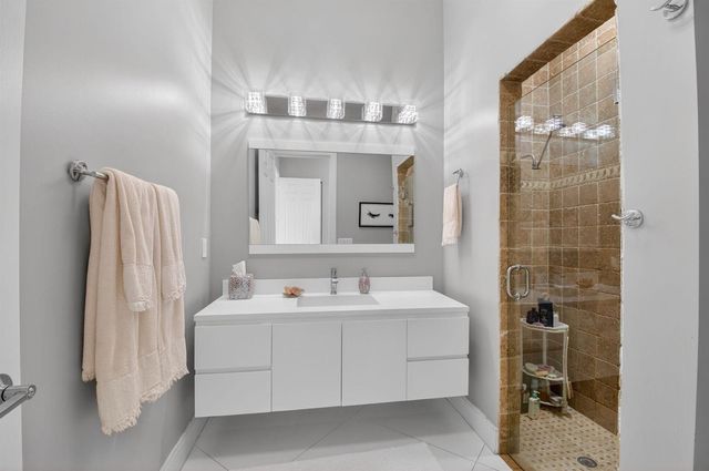 936 Greensward Lane, Delray Beach, FL 33445