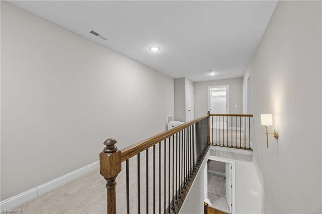 306 Lamplighter Circle, Winston-salem, NC 27104