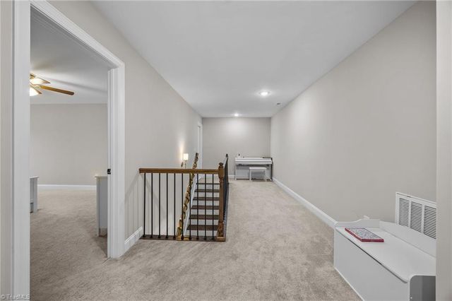 306 Lamplighter Circle, Winston-salem, NC 27104