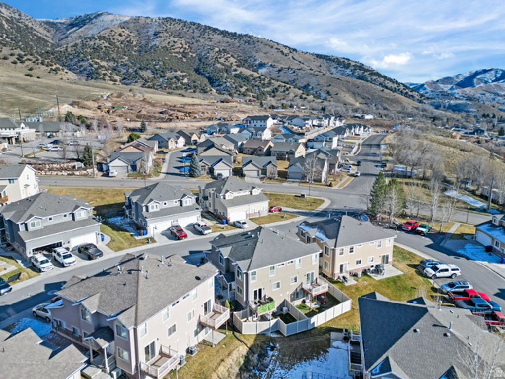 Image 43 of property listing at 842 N SAPPHIRE ST, Morgan, UT 84050