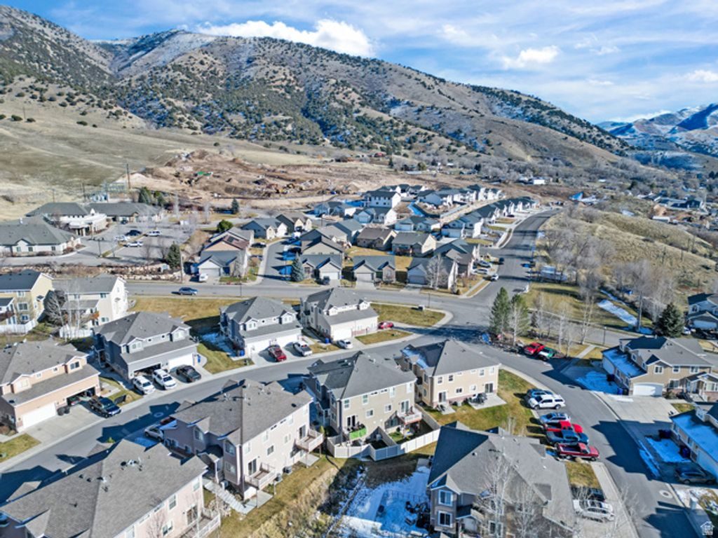 Image 45 of property listing at 842 N SAPPHIRE ST, Morgan, UT 84050
