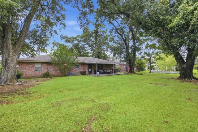 629 Cusic St Street, Lake Charles, LA 70607