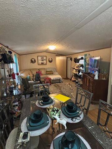 7079 W Hackberry St, Odessa, TX 79766