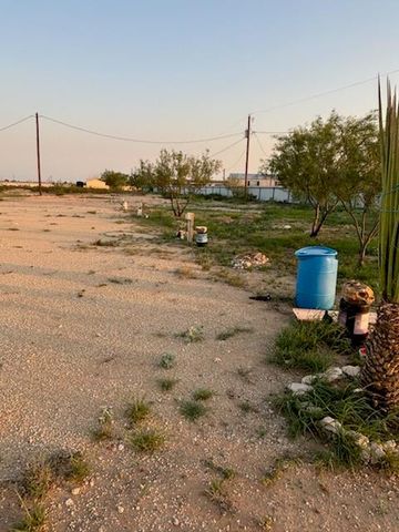7079 W Hackberry St, Odessa, TX 79766