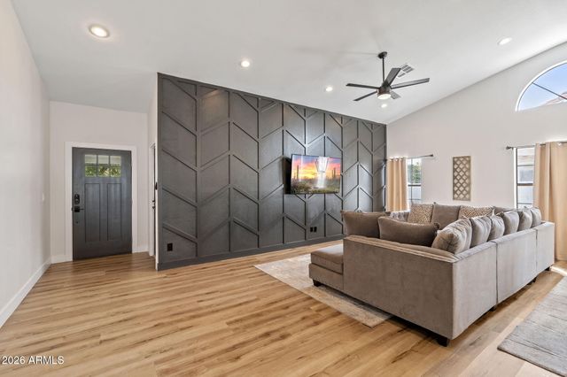 5426 E Sandra Ter Terrace, Scottsdale, AZ 85254