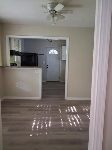 133 Hogan Road, Rossville, GA 30741
