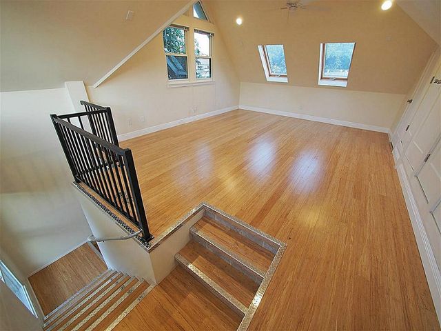 104 Stratford E, Houston, TX 77006