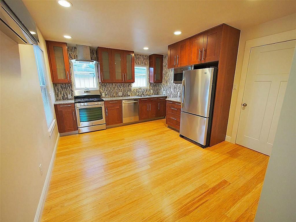 104 Stratford E, Houston, TX 77006