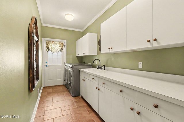 4639 Cinnamon Lane, Sylvania, OH 43560