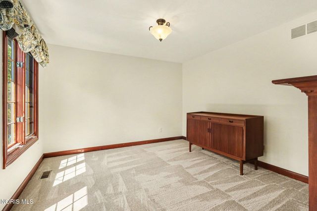4639 Cinnamon Lane, Sylvania, OH 43560