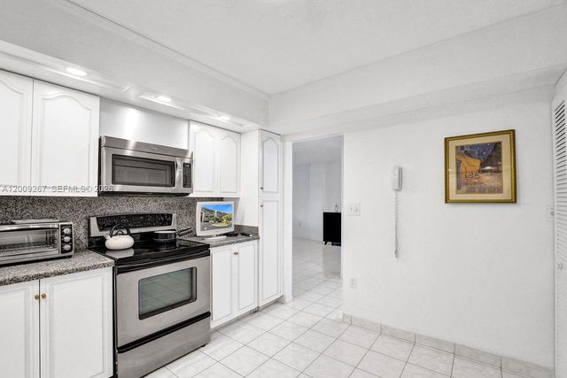 2806 N 46th Ave D637, Hollywood, FL 33021