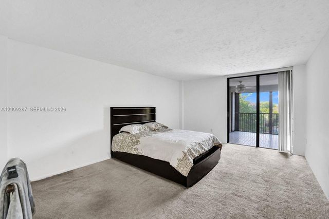 2806 N 46th Ave D637, Hollywood, FL 33021