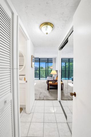 2806 N 46th Ave D637, Hollywood, FL 33021