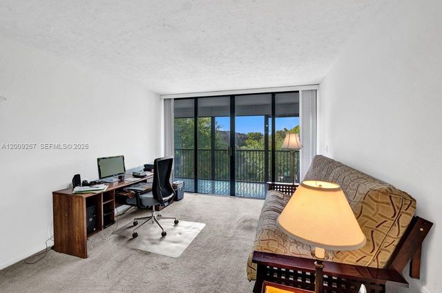 2806 N 46th Ave D637, Hollywood, FL 33021