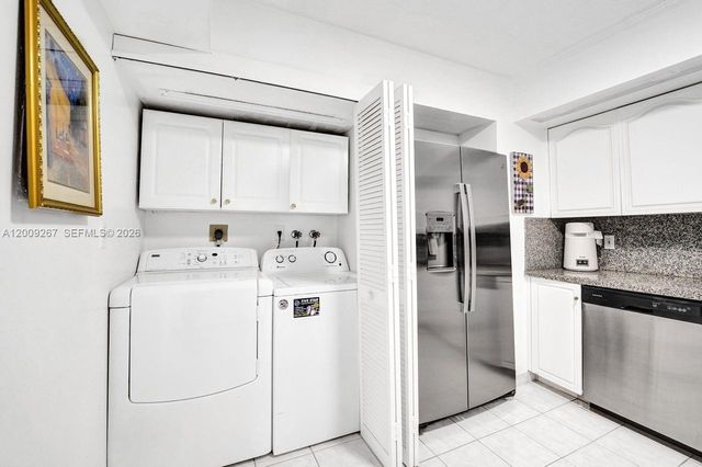 2806 N 46th Ave D637, Hollywood, FL 33021