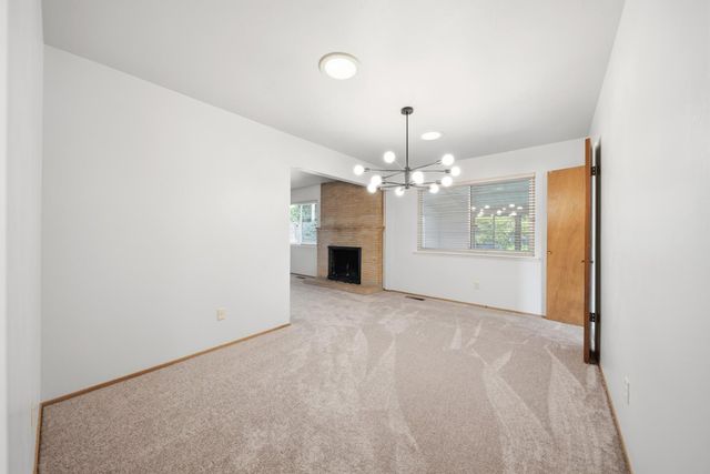4341 Jan Dr, Carmichael, CA 95608