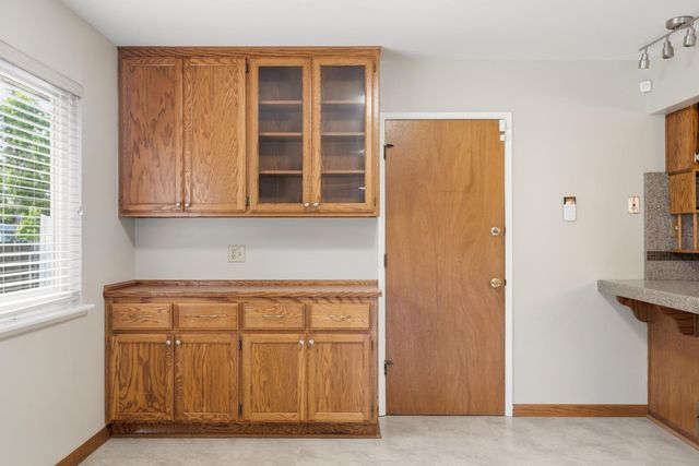 4341 Jan Dr, Carmichael, CA 95608