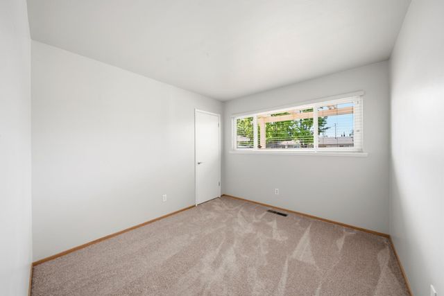4341 Jan Dr, Carmichael, CA 95608