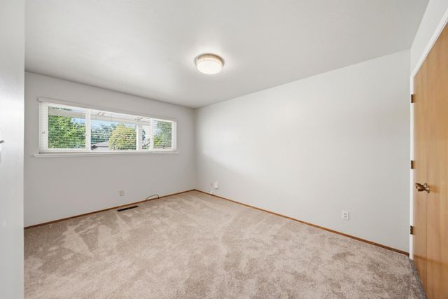 4341 Jan Dr, Carmichael, CA 95608