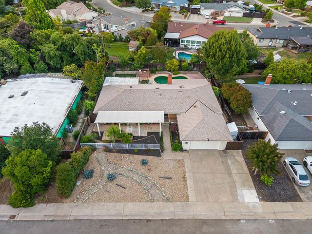 4341 Jan Dr, Carmichael, CA 95608