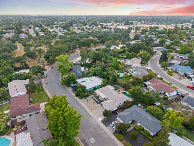4341 Jan Dr, Carmichael, CA 95608