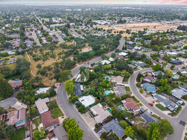 4341 Jan Dr, Carmichael, CA 95608